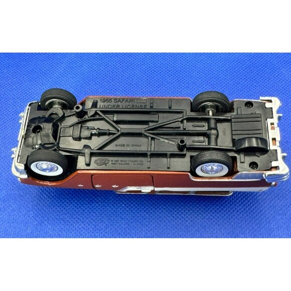 1955 Pontiac Safari Station Wagon & Oldsmobile 98 Starfire Convertible + Signs - Picture 13 of 16